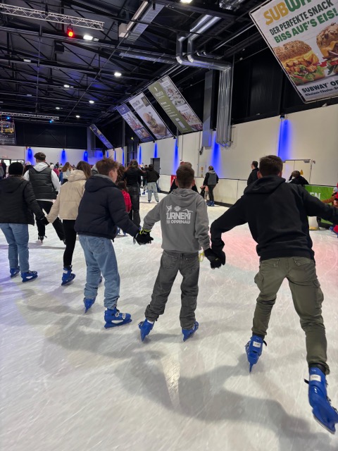 eislaufen2.jpeg